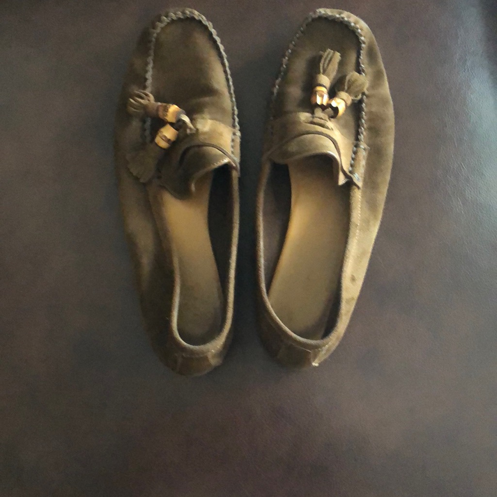 100% Authentic Gucci Women's Moccasins. Used.